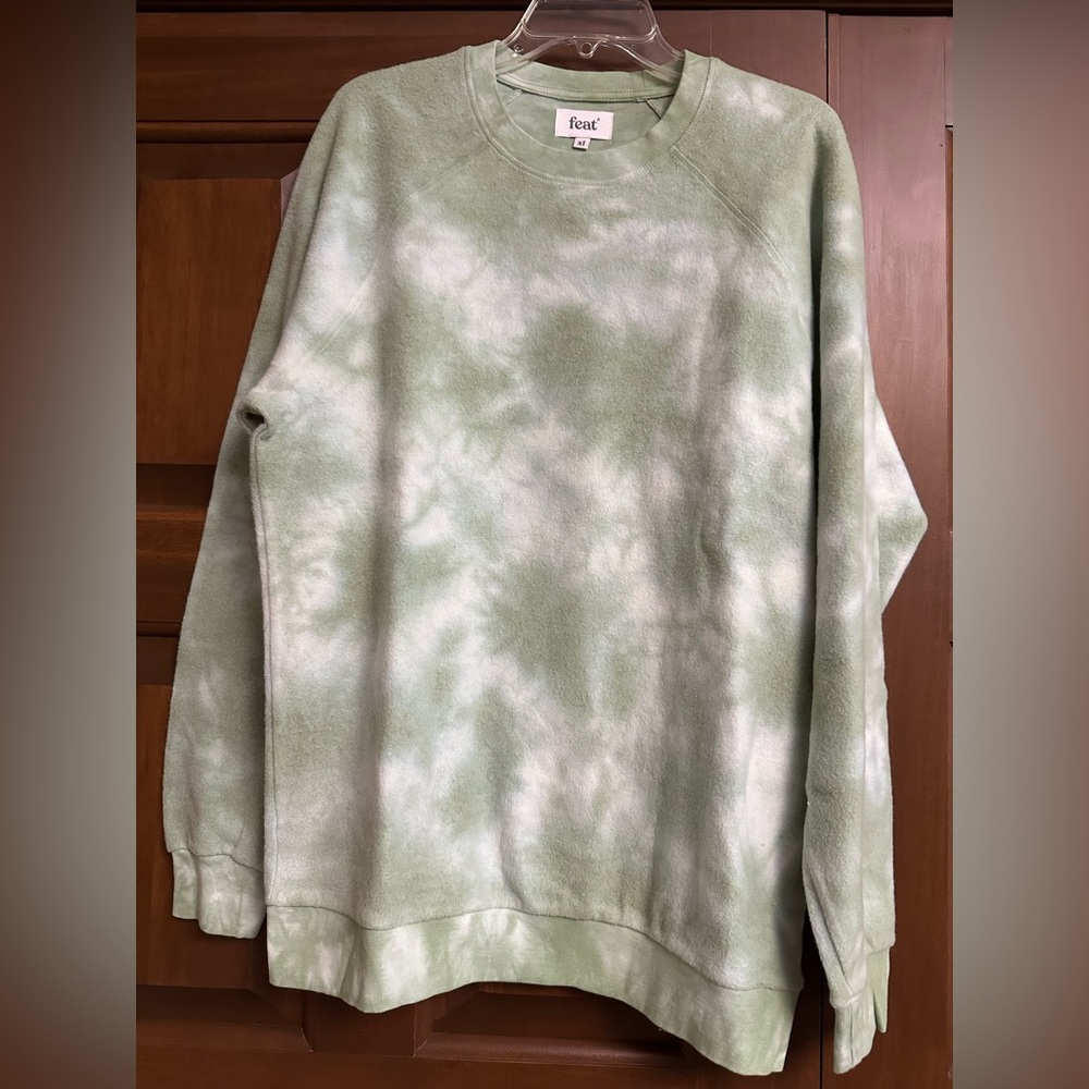 Feat Clothing sweatshirt XL
